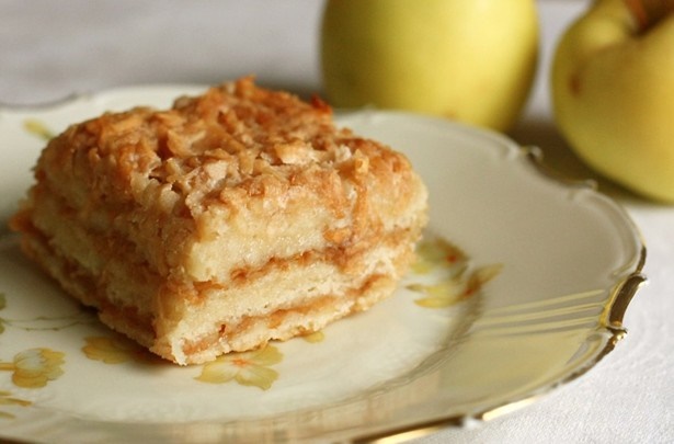 Манник на молоці – дуже смачні рецепти повітряного пирога в духовці19