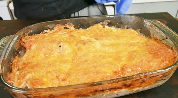 Мясо по-французьки з картоплею. Топ-6 кращих рецептів мяса в духовці17