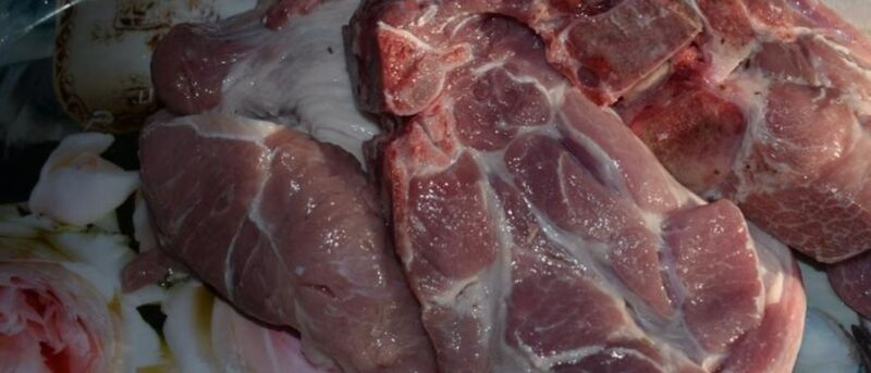Шашлик зі свинини з найсмачнішим маринадом, щоб м’ясо було м’яким19