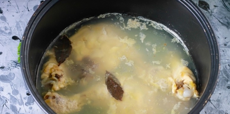 Сациві з курки по-грузинськи – класичний рецепт15