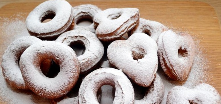 Пончики на згущеному молоці – швидко і смачно46