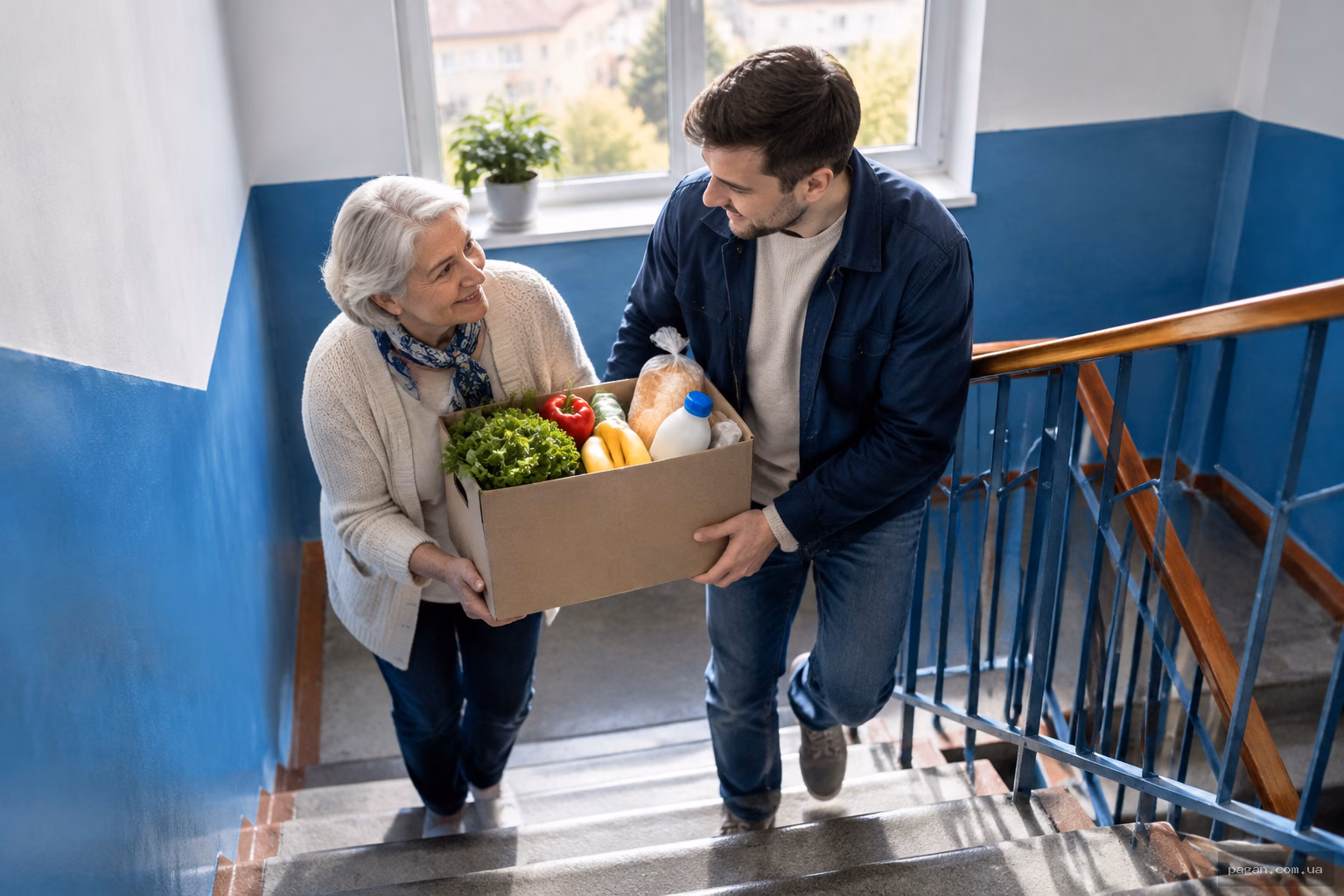 Сусіди допомагають одне одному з продуктами, втілюючи послання турботи з числа 904