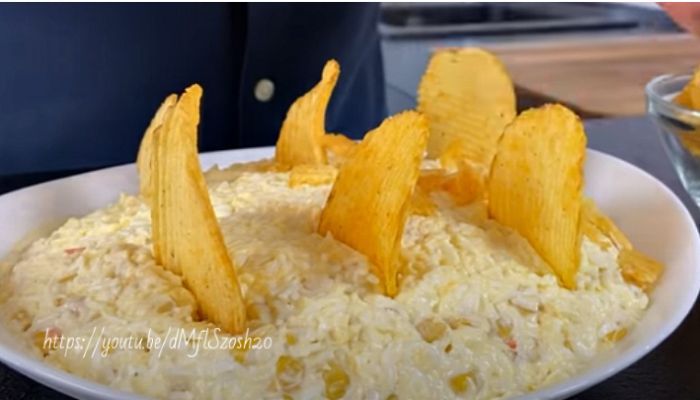 8 класичних рецептів салату з копченою куркою та корейською морквою: найсмачніші