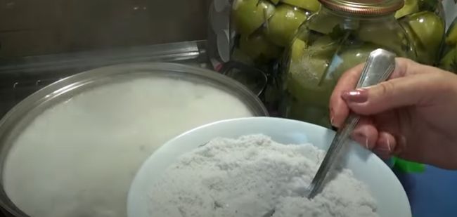 8 простих рецептів зелених помідорів 2022 на зиму: мариновані на будь-який смак та смак