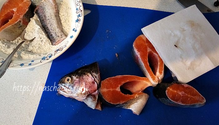 Простий рецепт смаженої форелі на сковороді 2022 з покроковими фото