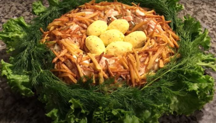 7 моїх улюблених покрокових рецептів салату Гніздо Глухаря на будь-який смак