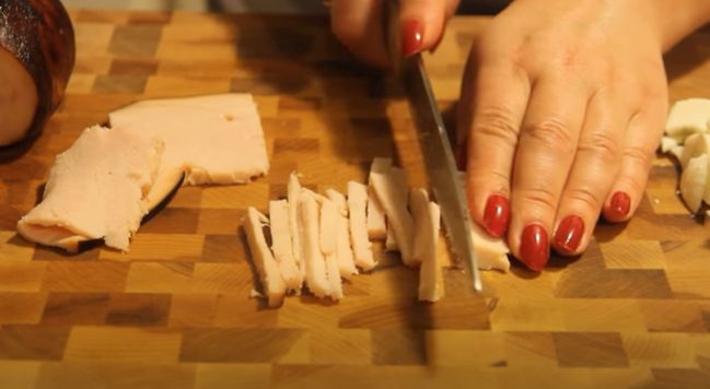 7 моїх улюблених покрокових рецептів салату Гніздо Глухаря на будь-який смак