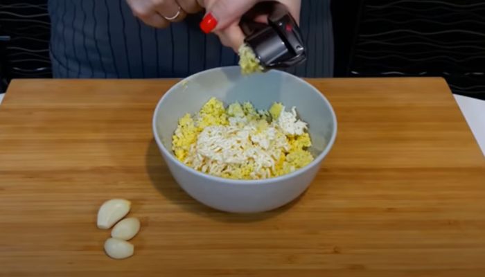 7 моїх улюблених покрокових рецептів салату Гніздо Глухаря на будь-який смак