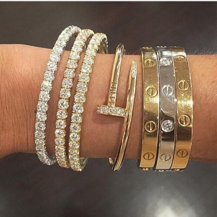 Годинник Michael Kors чи можна їх мочити