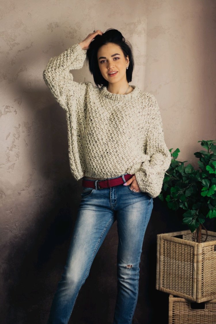Светр з букле