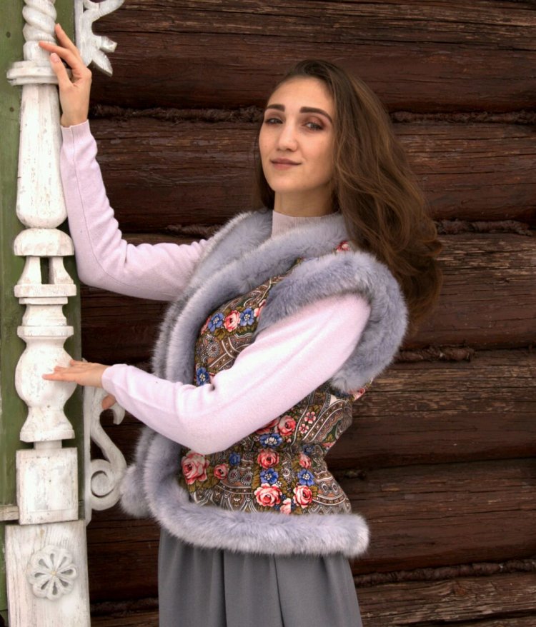 Жилетка з павловопосадської хустки