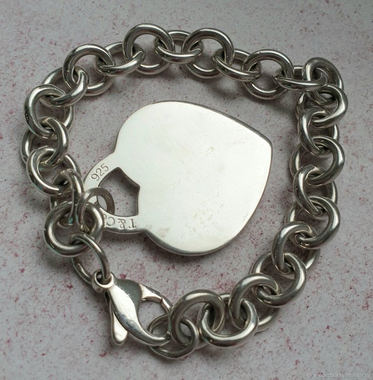 Tiffany Medium