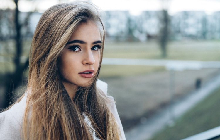 Єсенія Романова