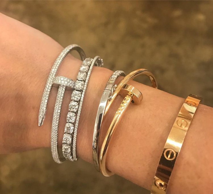 Cartier juste un Clou браслет