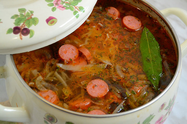 Капустниця по-чеськи - ситна, ароматна і смачна перша страва