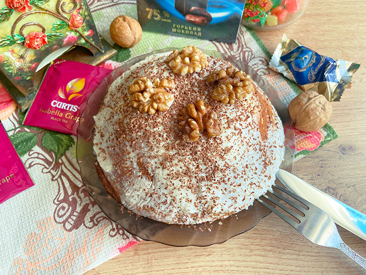 Млинець з йогуртовим кремом - дуже смачний десерт