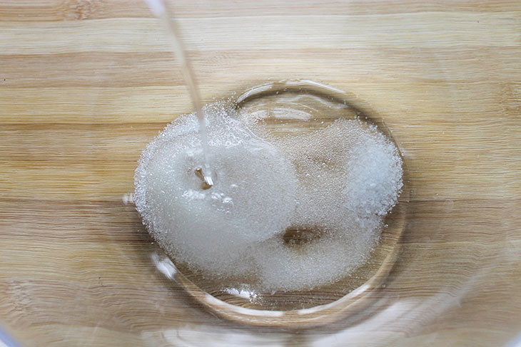 Пісний пиріг з капустою - пишний, м'який та ароматний