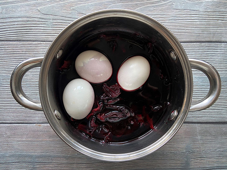 Космічні яйця на Великдень - простий та оригінальний варіант