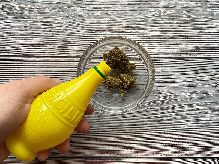 Суп з білої квасолі з песто - ніжний, поживний та оригінальний