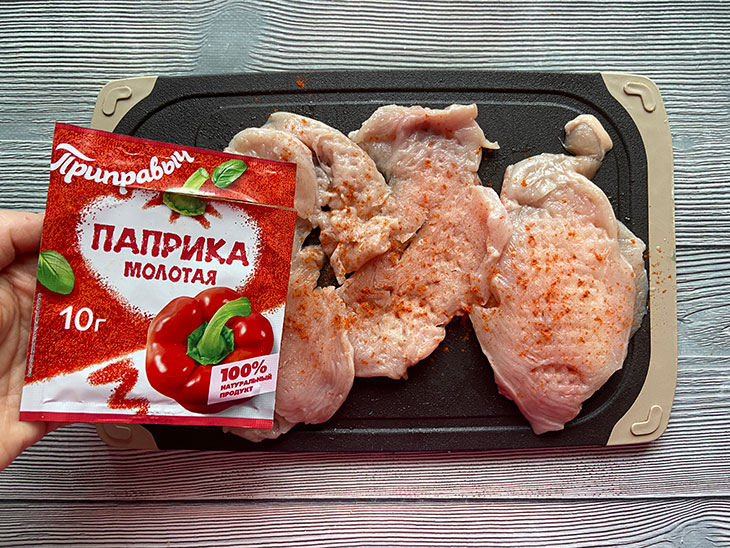 Куряча відбивна в медовому маринаді - ніжна та ароматна