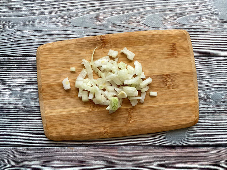 Вівсяна каша з сиром та цибулею - ситно, корисно та смачно