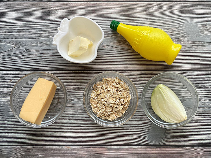 Вівсяна каша з сиром та цибулею - ситно, корисно та смачно