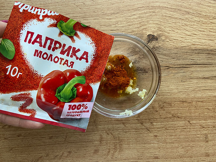 Курячі грудки у фользі в духовці - простий рецепт без шкоди фігурі