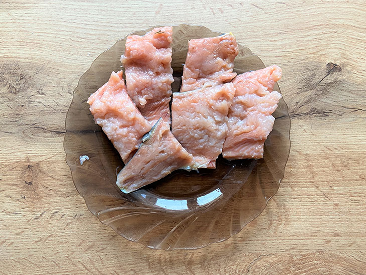 Горбуша, запечена в лаваші - просто, смачно та оригінально