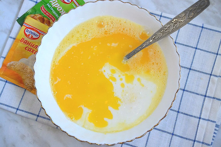 Булочки з корицею та цукром - простий та швидкий рецепт