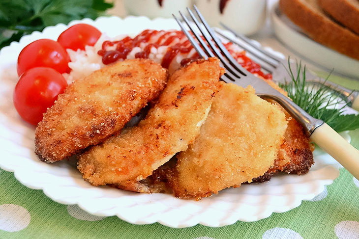 Куряче філе з мацоні - ніжне та апетитне