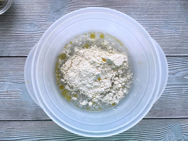 Галета з помідорами, цибулею та сиром - смачна та оригінальна випічка