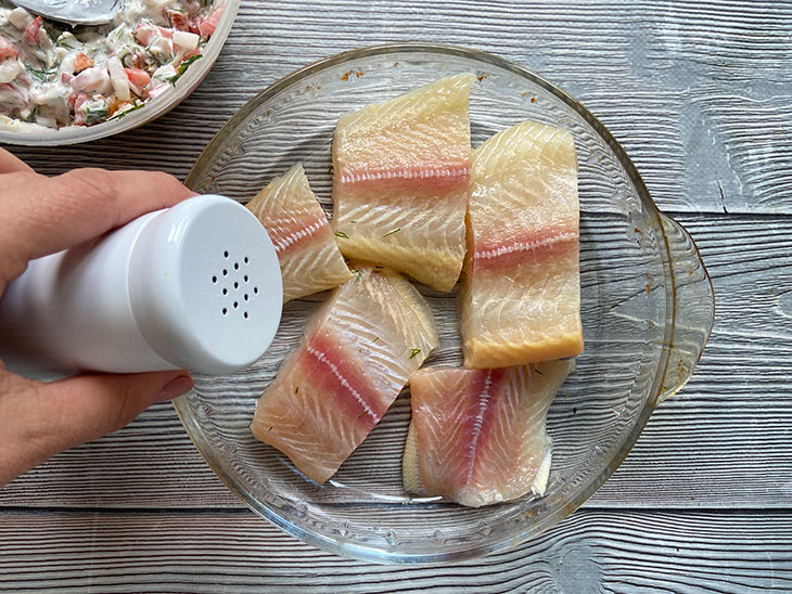 Пангасіус під шубою - проста, швидка та смачна страва