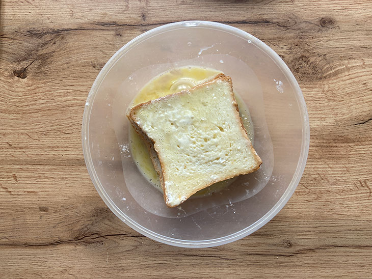 Сендвічі з моцарелою - просто, смачно та швидко