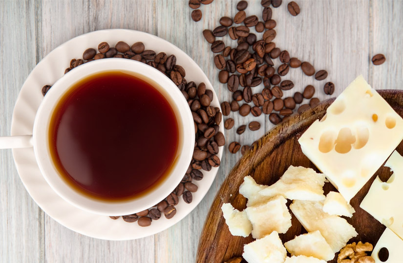 сыр и кофе