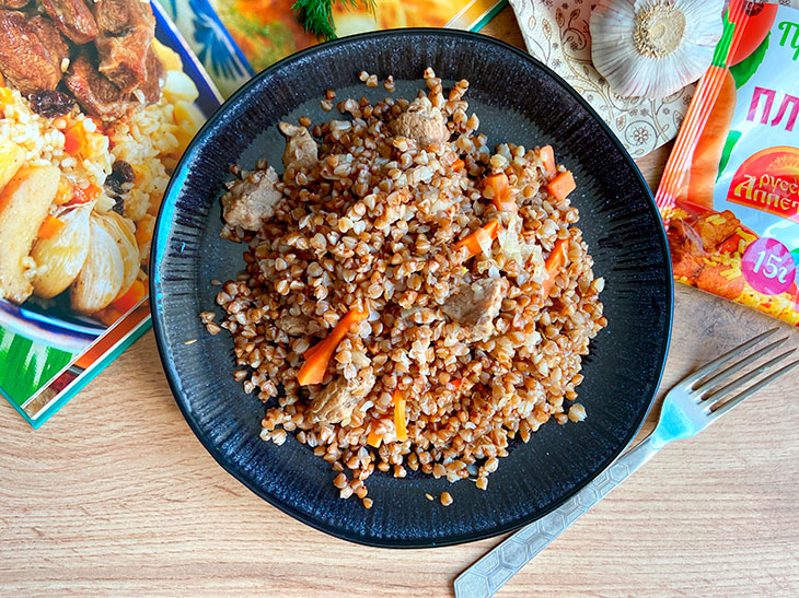 Плов із гречки зі свининою - ситна та смачна страва