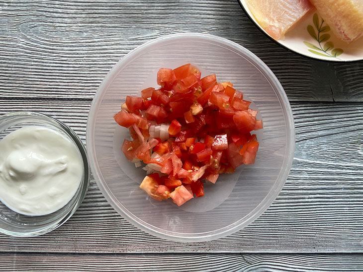 Пангасіус під шубою - проста, швидка та смачна страва