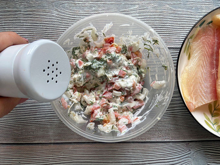 Пангасіус під шубою - проста, швидка та смачна страва