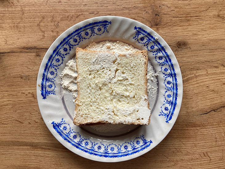 Сендвічі з моцарелою - просто, смачно та швидко