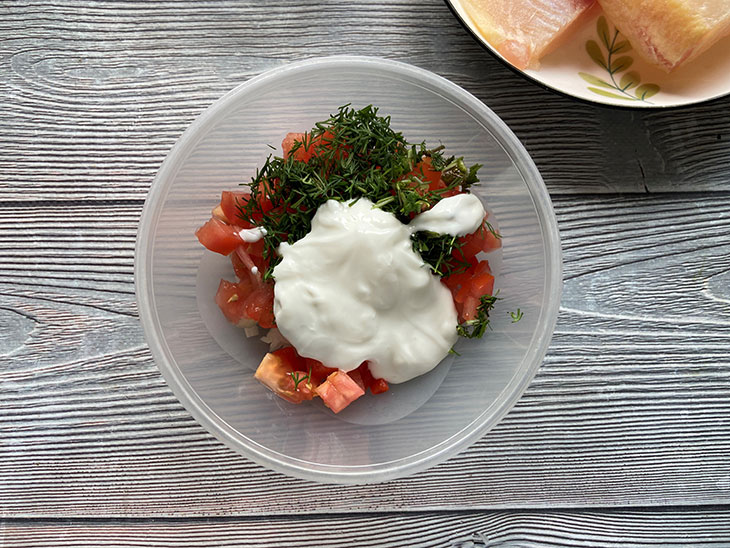 Пангасіус під шубою - проста, швидка та смачна страва