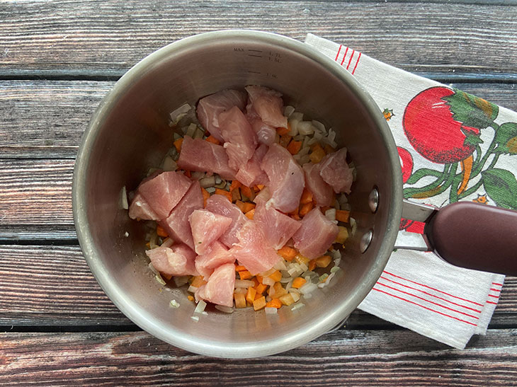 Суп-гуляш з індичкою - смачна страва без шкоди фігурі