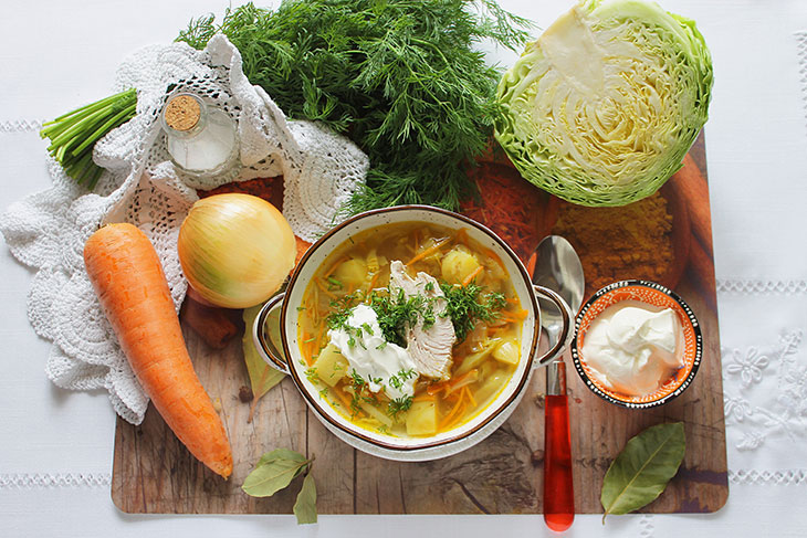 Щи з молодої капусти – ніжний смак та найтонший аромат