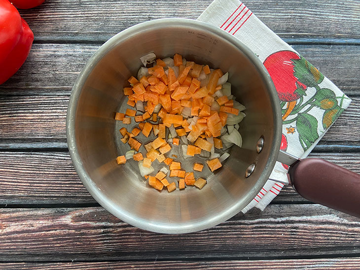 Суп-гуляш з індичкою - смачна страва без шкоди фігурі