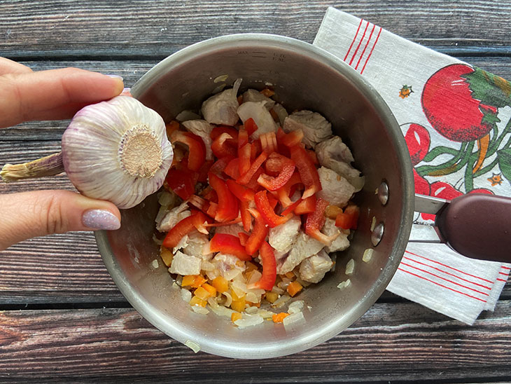 Суп-гуляш з індичкою - смачна страва без шкоди фігурі