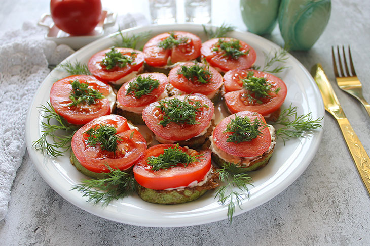 Закуска з кабачків з помідорами - соковита, смачна та пікантна