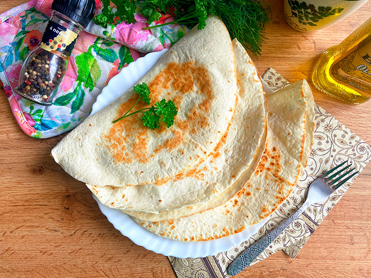 Кишеньки з куркою на сніданок - швидкий та смачний рецепт