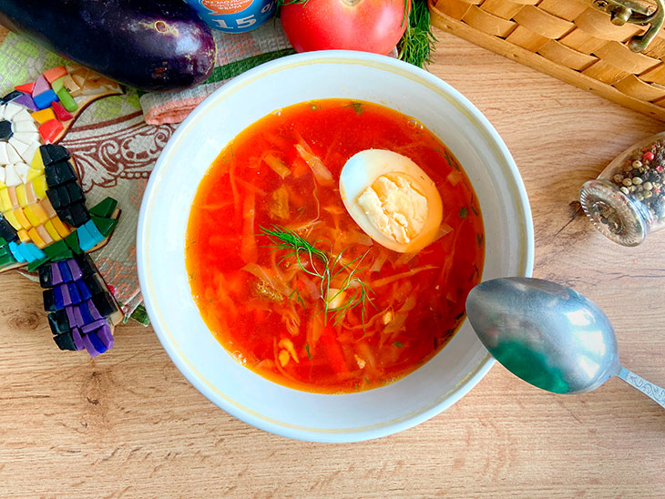 Борщ з яйцем - цікаво та оригінально