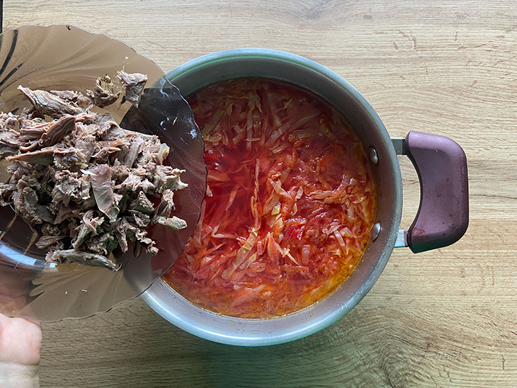 Борщ з яйцем - цікаво та оригінально