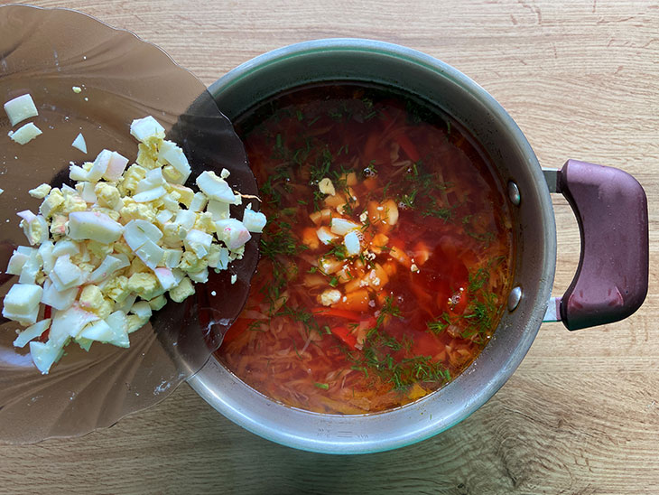 Борщ з яйцем - цікаво та оригінально