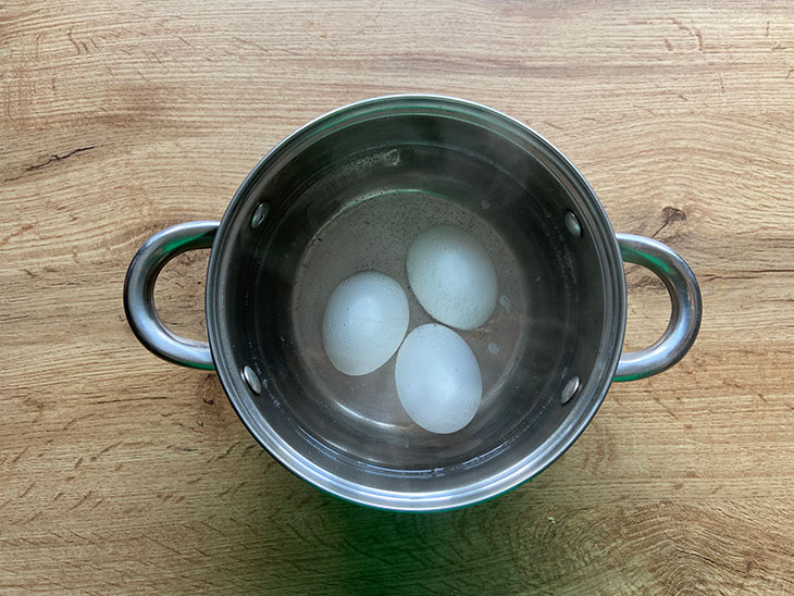 Борщ з яйцем - цікаво та оригінально