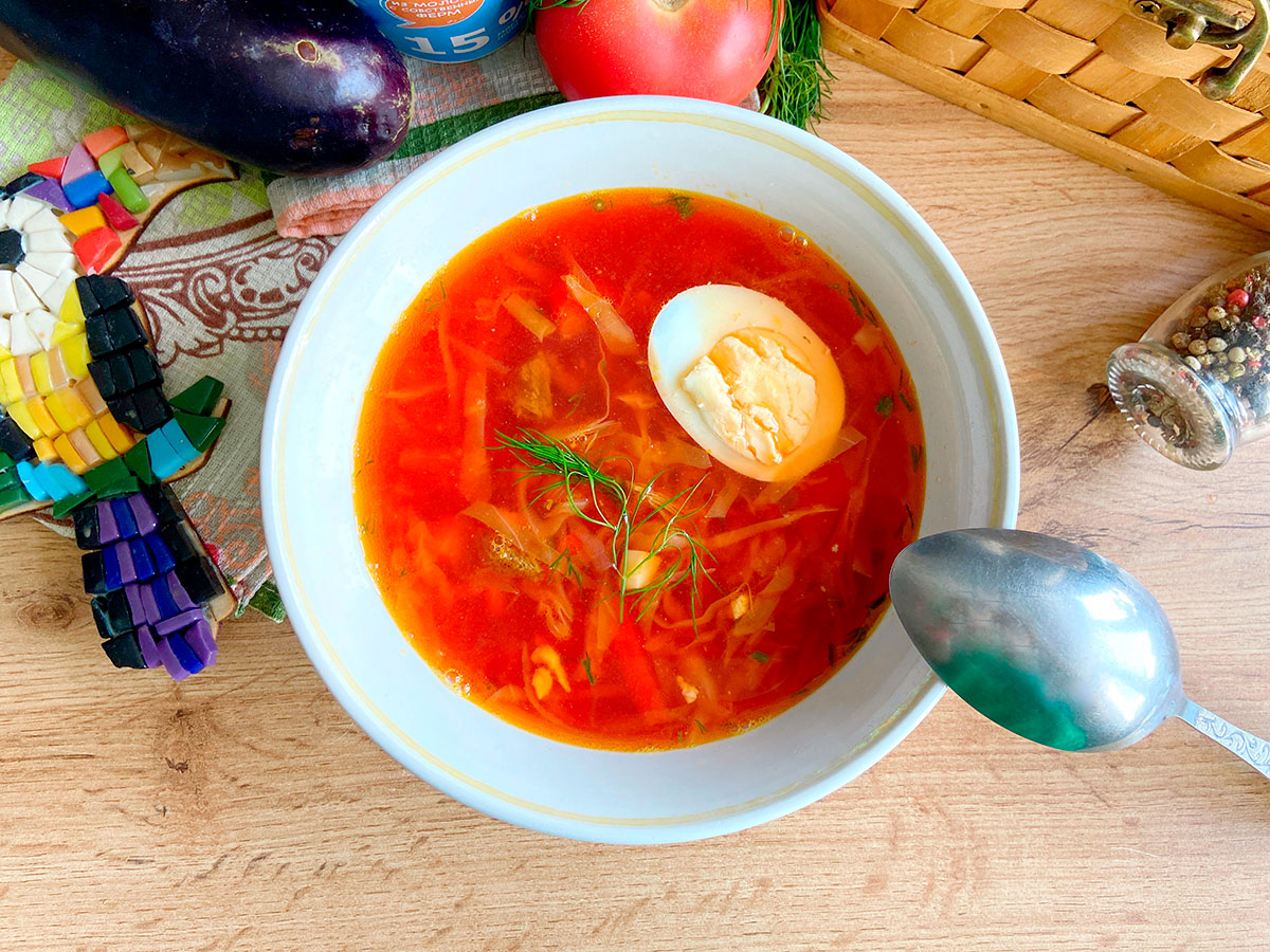 Борщ з яйцем - цікаво та оригінально